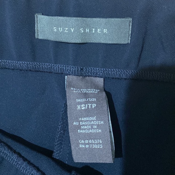 NWT ladies XS dress pants. Suzy Shier - Picture 3 of 6